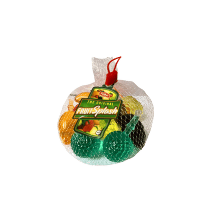 Ein Netzbeutel gefüllt mit bunt leuchtenden „The Original Fruit Splash“ Gummibonbons in verschiedenen Fruchtformen wie Erdbeere, Weintraube und Apfel – Der virale „Hit or Miss“-Snack bei Lustladen24.