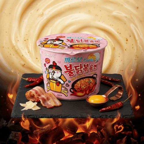 
Samyang Buldak Carbonara Hot Chicken Flavor Ramen Big Bowl 105 g – pinke Verpackung mit Hochi-Figur, Korea-Import